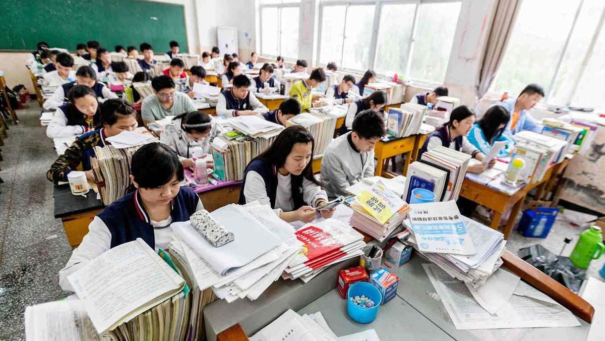 Tài sản nhiều “ông trùm” giáo dục Trung Quốc sụt hàng tỷ USD