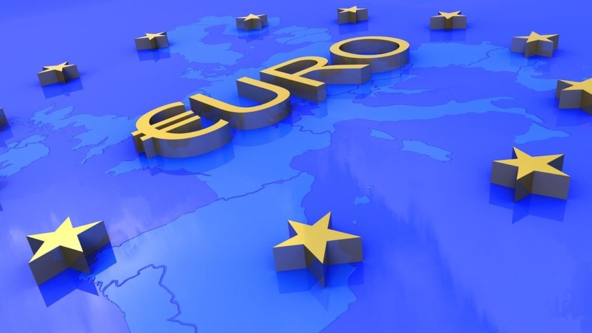 Yếu tố nào đẩy lạm phát eurozone cao nhất trong 24 năm?