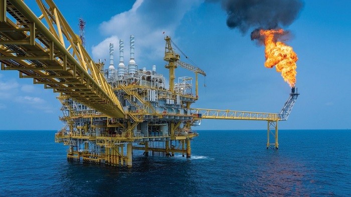 Cổ phiếu dầu khí nào có tiềm năng tăng giá cao nhất nếu giá dầu tiếp tục leo thang?