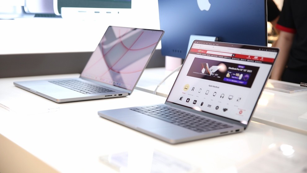 MacBook Pro 2021 chính hãng về Việt Nam mở bán từ tối 3/12, giá từ 53 triệu đồng