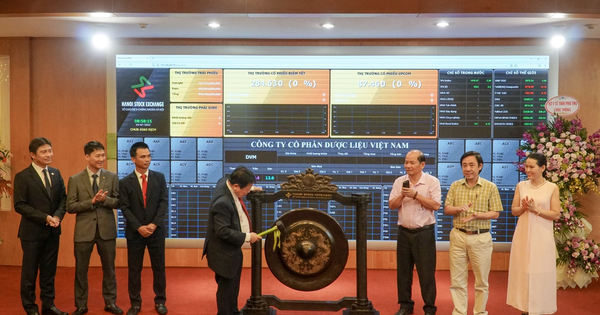 Dược liệu Việt Nam (DVM) chính thức niêm yết 35,65 triệu cổ phiếu trên HNX