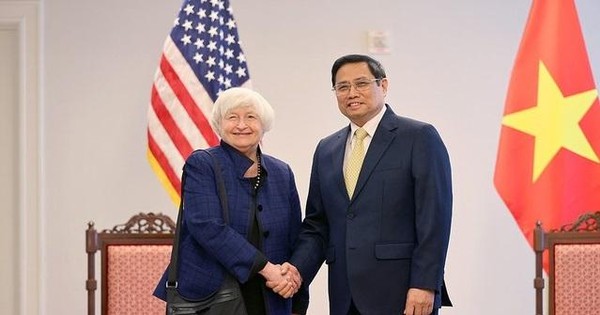 thumbnail - Hoa Kỳ sẵn sàng hỗ trợ Việt Nam phát triển hiệu quả thị trường chứng khoán, bất động sản
