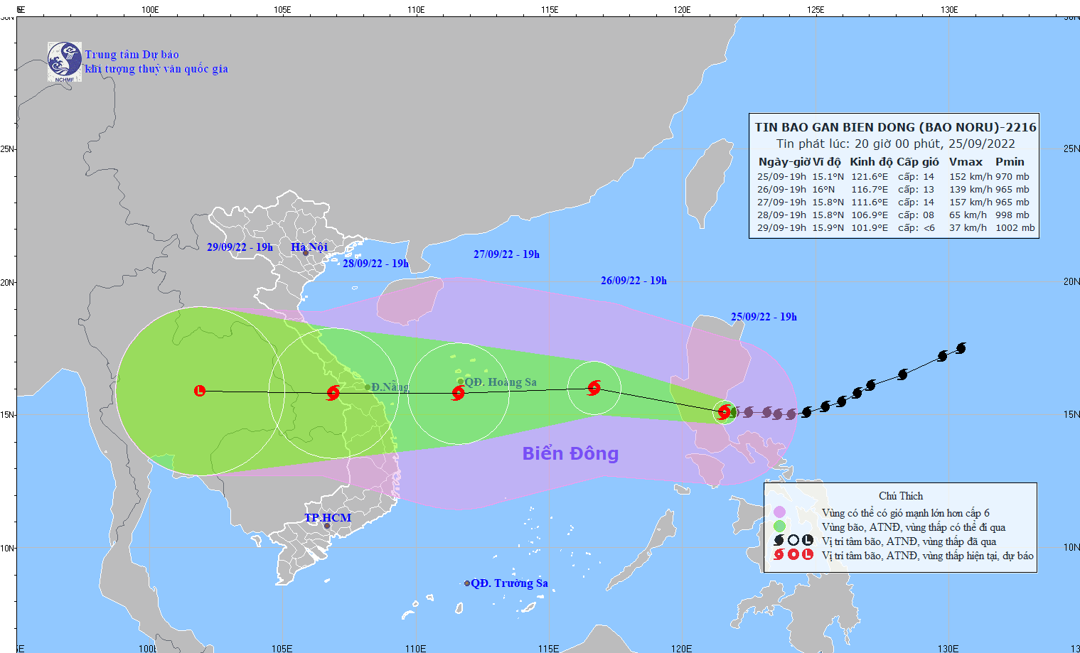 Bão Noru áp sát Biển Đông, nhiều nơi tại Trung Bộ mưa lớn