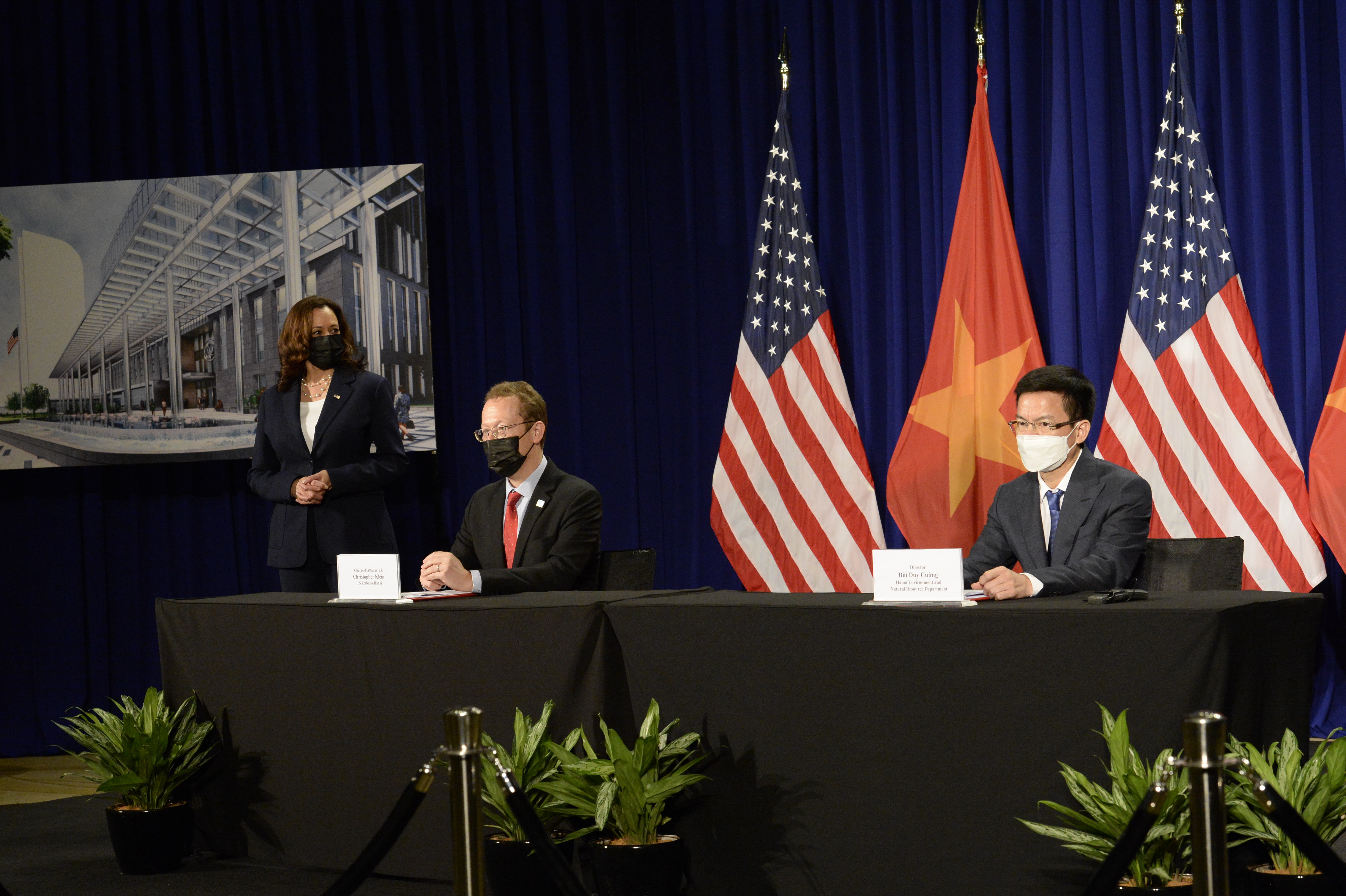 Mỹ ký hợp đồng thuê đất xây Đại sứ quán 1,2 tỷ USD tại Hà Nội