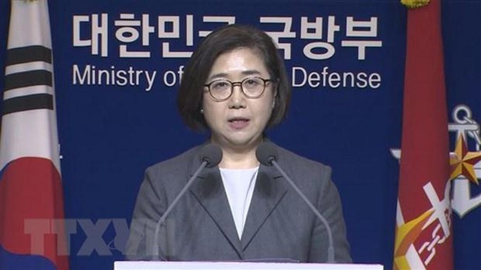 Người phát ngôn Bộ Quốc phòng Hàn Quốc Choi Hyun-soo phát biểu trong cuộc họp báo tại thủ đô Seoul. Ảnh: Yonhap/TTXVN
