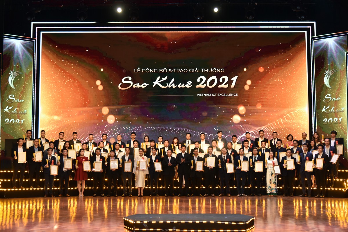 Các doanh nghiệp được vinh danh tại Giải thưởng Sao Khuê 2021.
