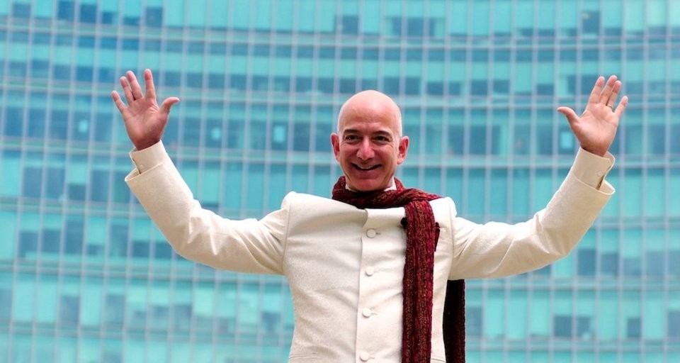 Jeff Bezos - nhà sáng lập, CEO Amazon.