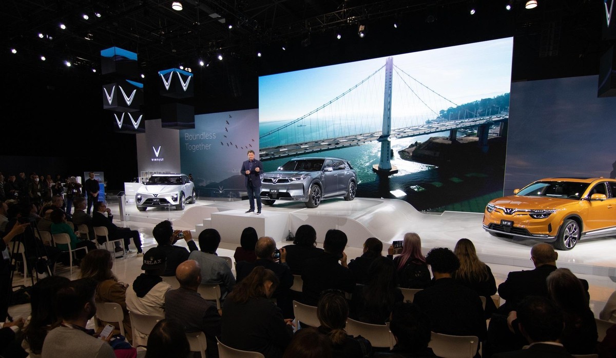 Hai mẫu SUV điện VF 8 và VF 9 ra mắt tại Los Angeles Auto Show 2021