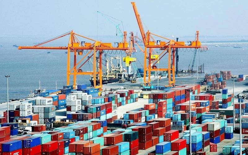 Hiện có 80% lượng hàng hóa xuất khẩu của ĐBSCL qua các cảng cửa ngõ TP.HCM và Cái Mép (Ảnh minh họa)