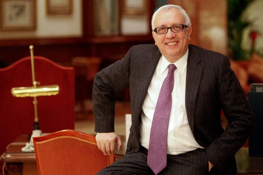 Ông Alvaro Saieh từng là một trong những tỷ phú giàu nhất Chile. Ảnh: NEWSCOM.