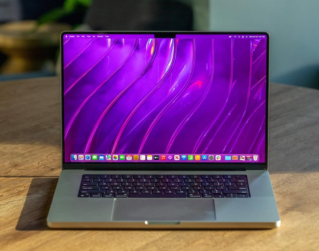 Tại sao người dùng vẫn chê MacBook Pro bất chấp thiết kế mới, cấu hình mạnh, giá đắt đỏ?  ảnh 2